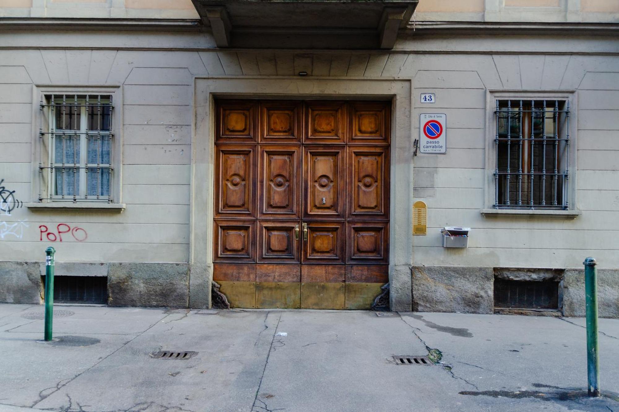 La Casa Del Valentino Apartment Торино Екстериор снимка